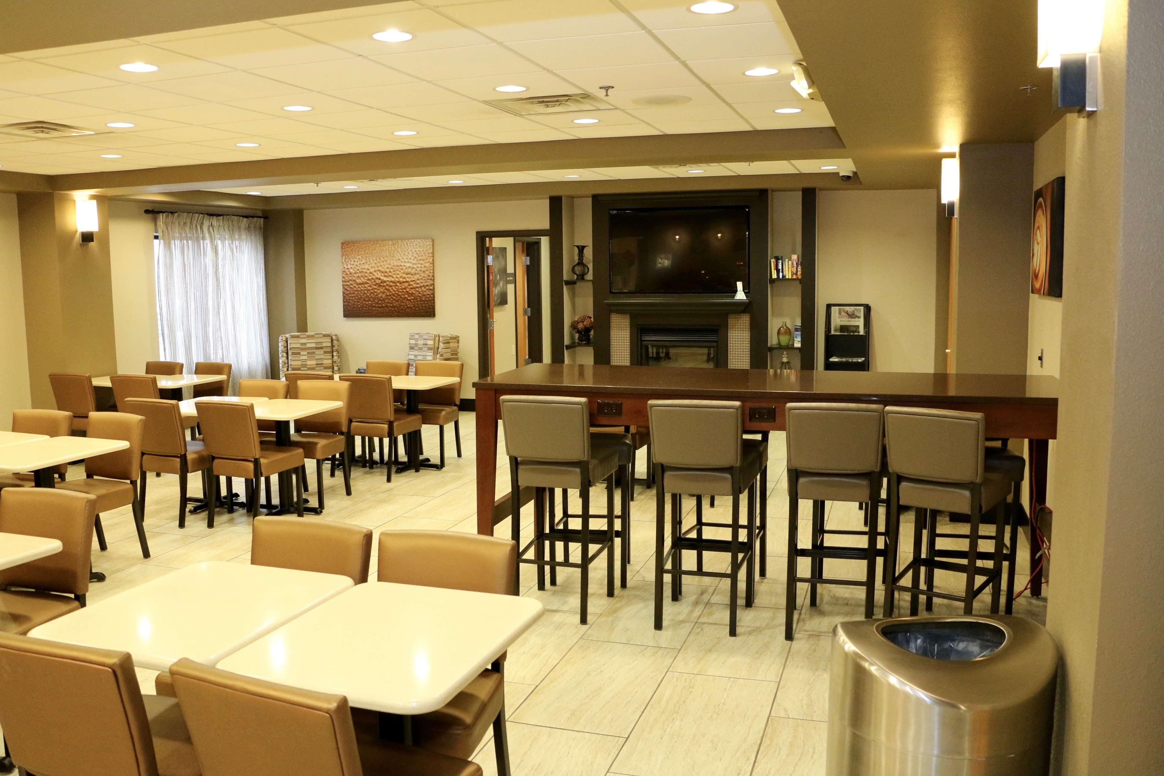 Best Western Plus Omaha Airport Inn Carter Lake Buitenkant foto
