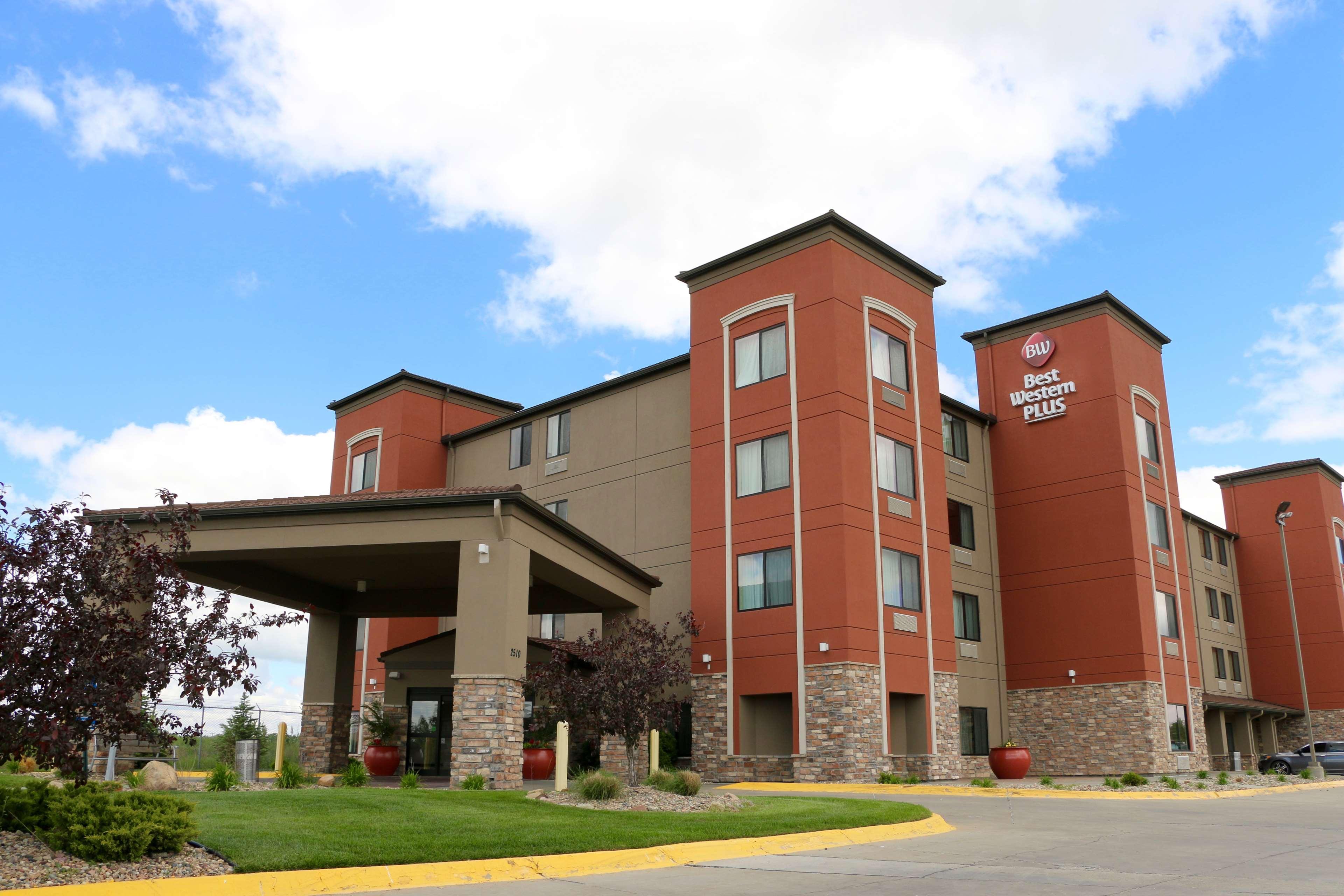Best Western Plus Omaha Airport Inn Carter Lake Buitenkant foto