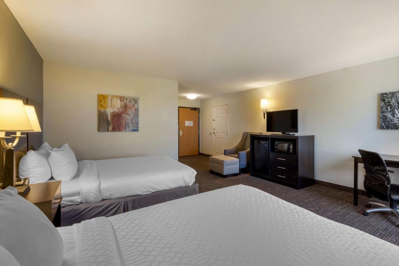 Best Western Plus Omaha Airport Inn Carter Lake Buitenkant foto